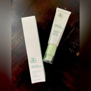 Arbonne counter spot essence